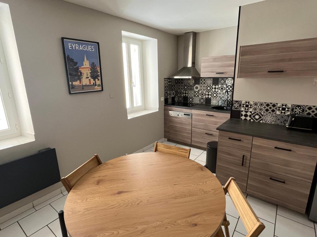 Bel Appartement 2 Chambres Au Coeur Du Village Eyragues Zewnętrze zdjęcie